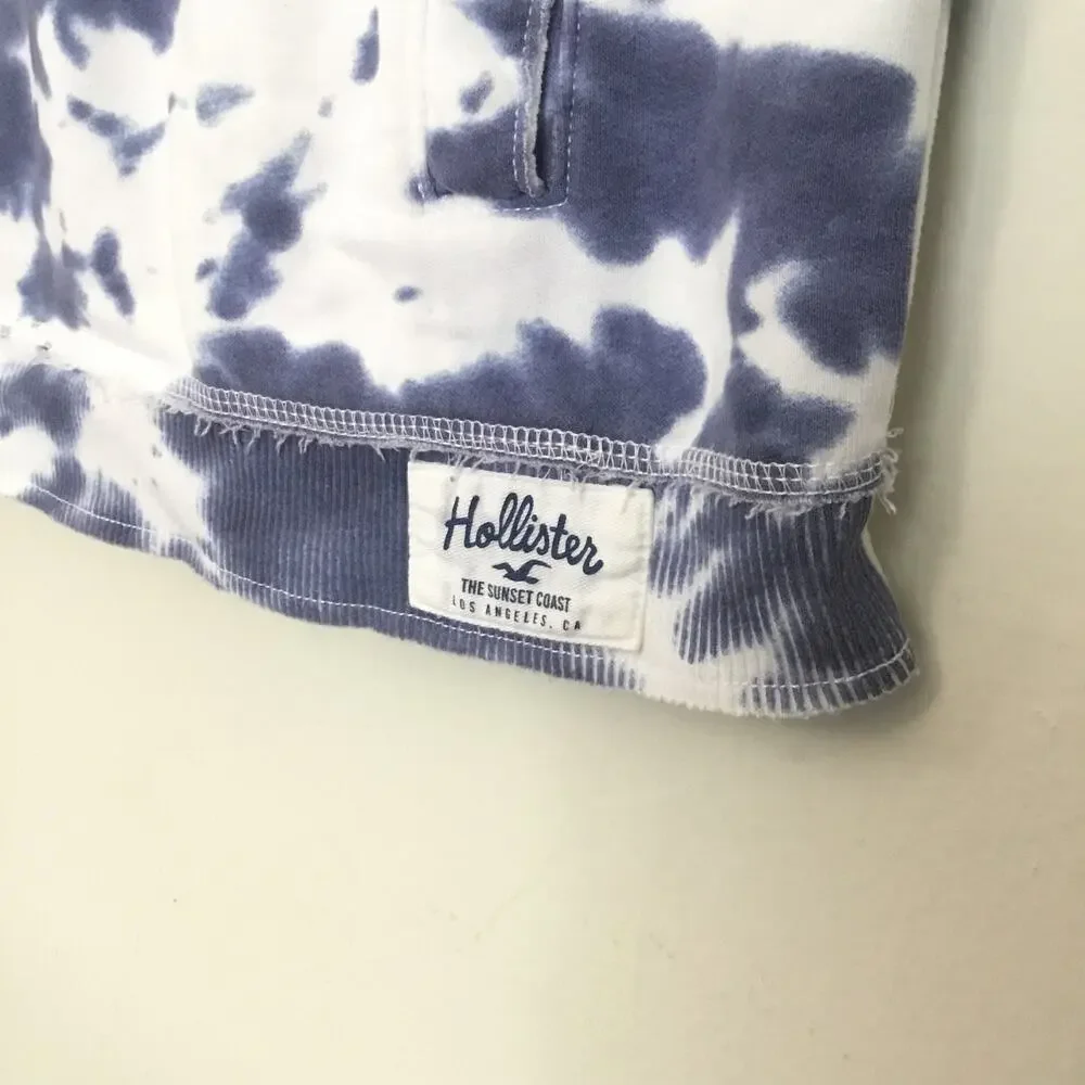 Hollister Co. Men's Blue and White Crewneck Sweatshirt
